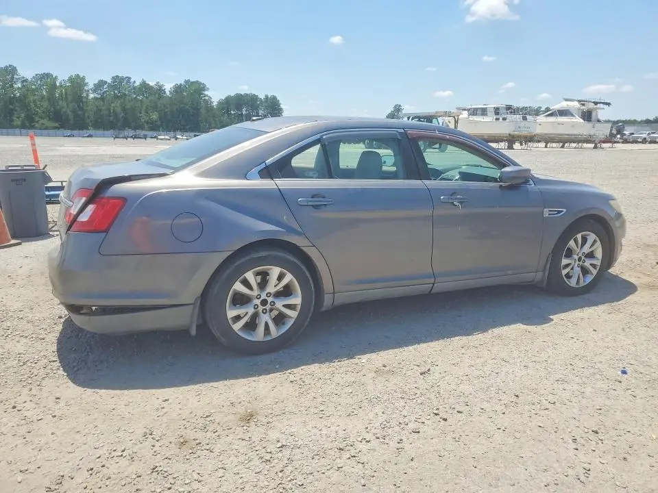 2011 FORD TAURUS SEL  