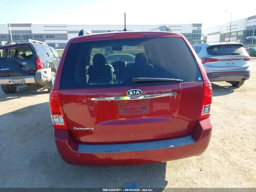 2011 KIA SEDONA LX