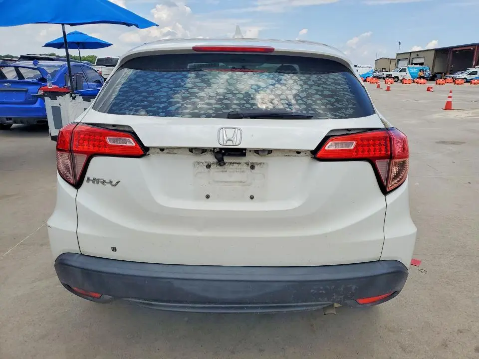 2016 HONDA HR-V LX  