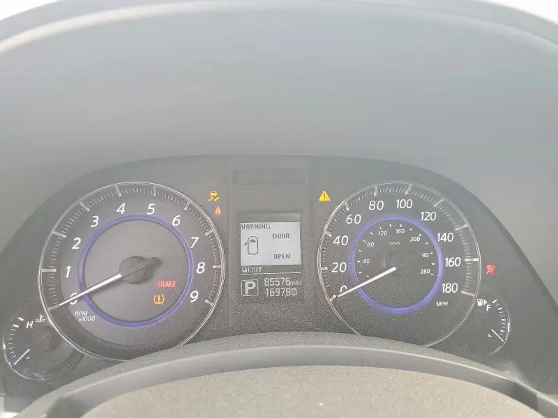 2017 INFINITI QX70 BASE  
