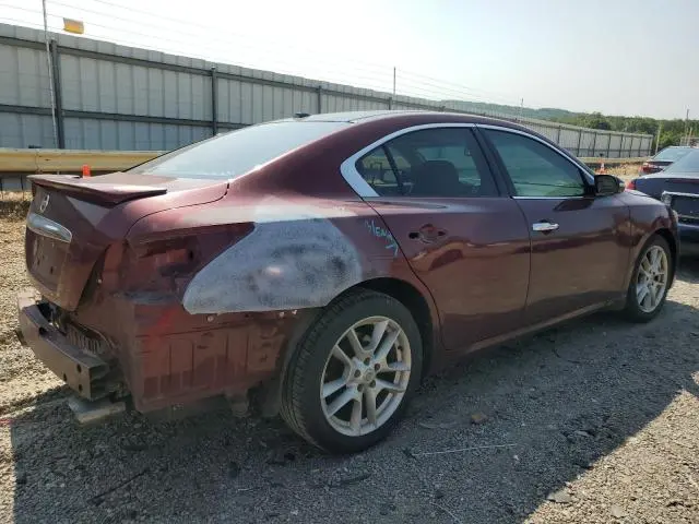 2010 NISSAN MAXIMA S  