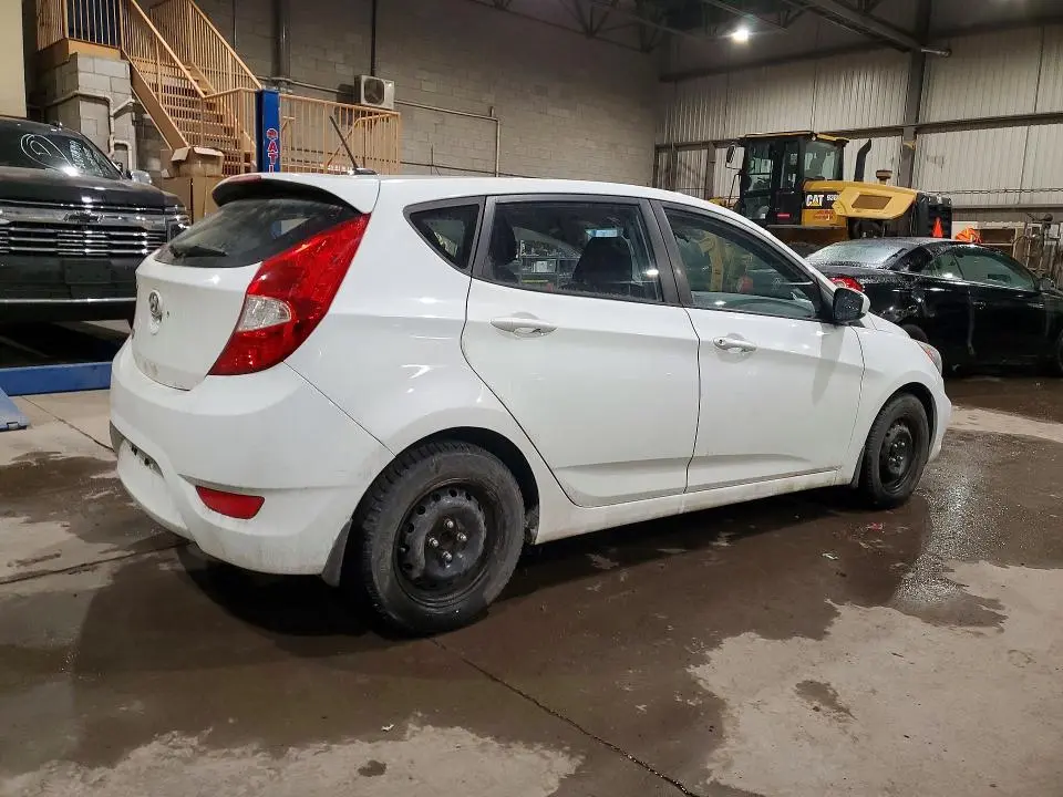 2015 HYUNDAI ACCENT GS  
