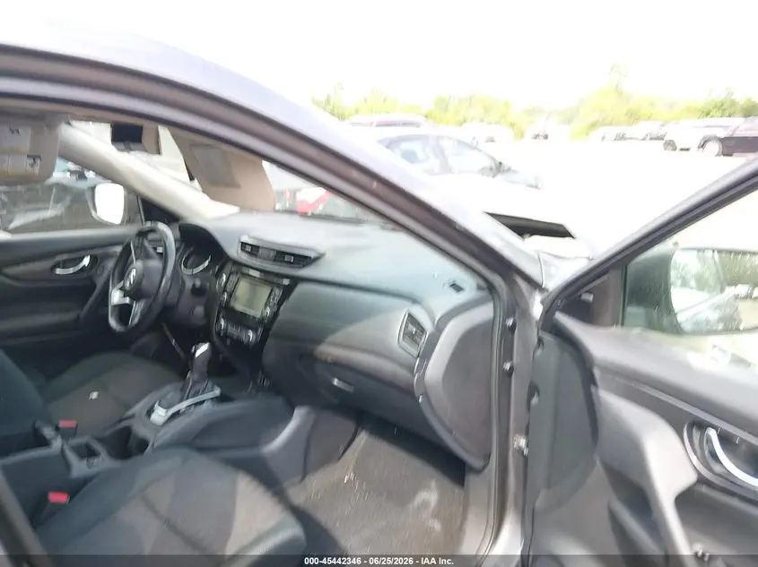 2017 NISSAN ROGUE SV