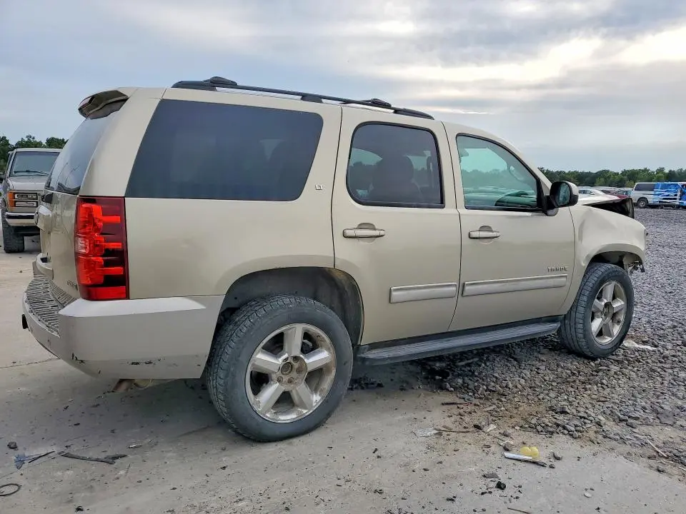 2011 CHEVROLET TAHOE K1500 LT  