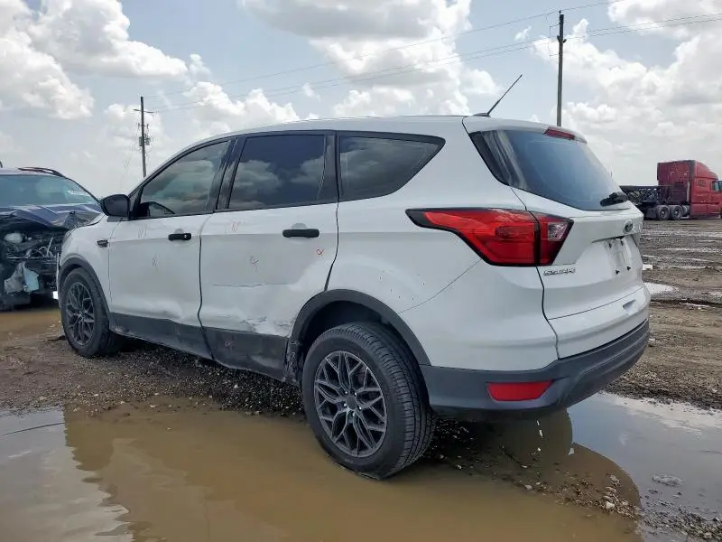 2019 FORD ESCAPE S  