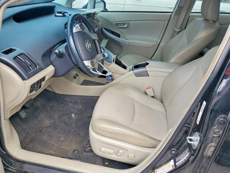 2015 TOYOTA PRIUS FOUR  