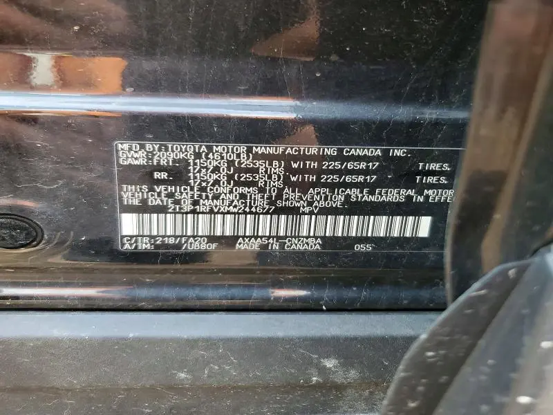 2021 TOYOTA RAV4 XLE  