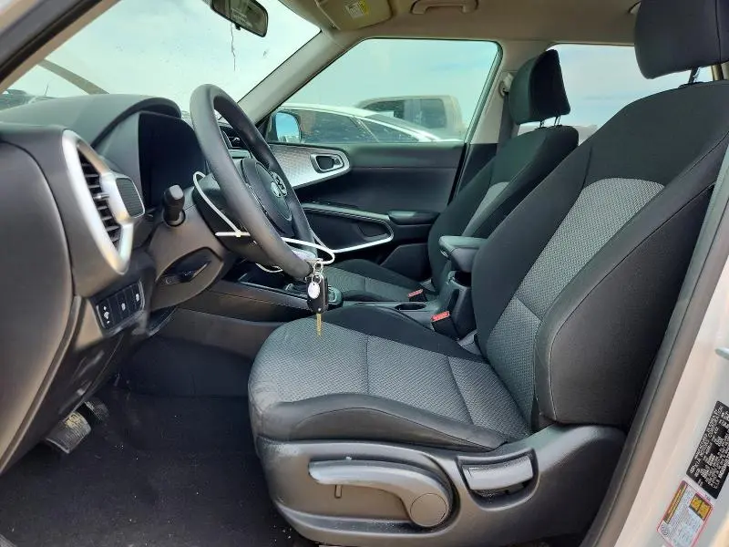 2020 KIA SOUL LX  