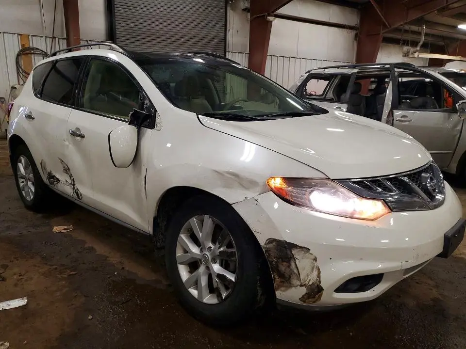 2013 NISSAN MURANO S  