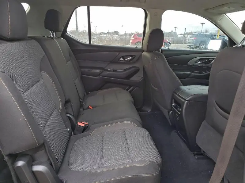 2021 CHEVROLET TRAVERSE LS  