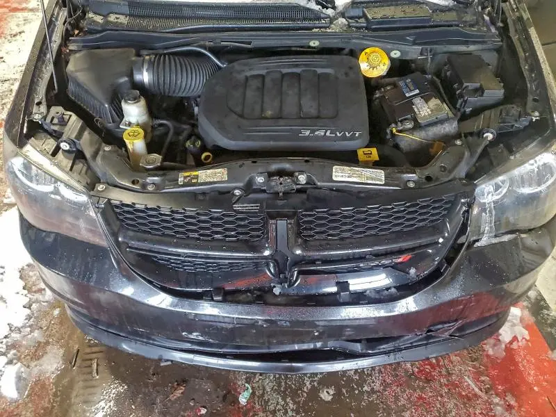 2016 DODGE GRAND CARAVAN SE  