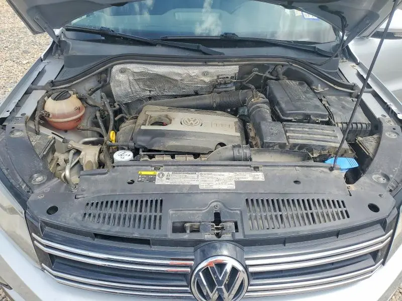 2016 VOLKSWAGEN TIGUAN S  