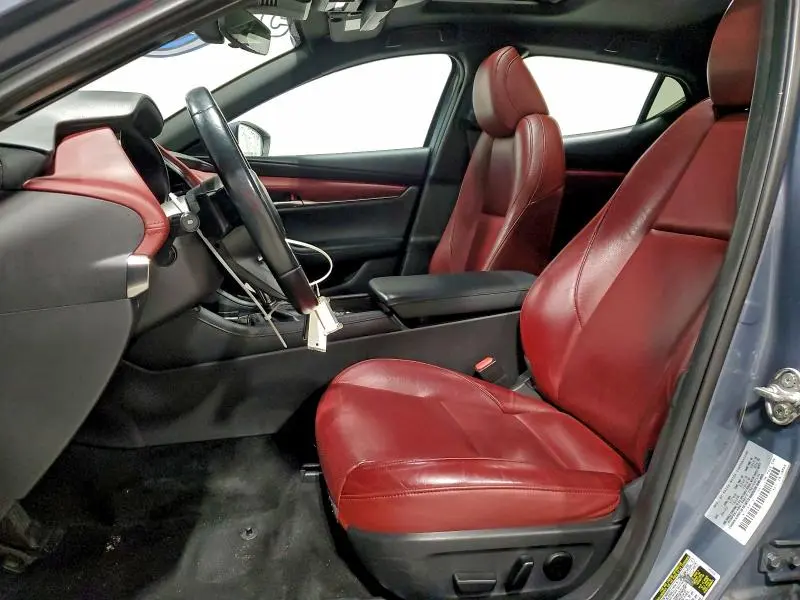 2022 MAZDA 3 PREMIUM  