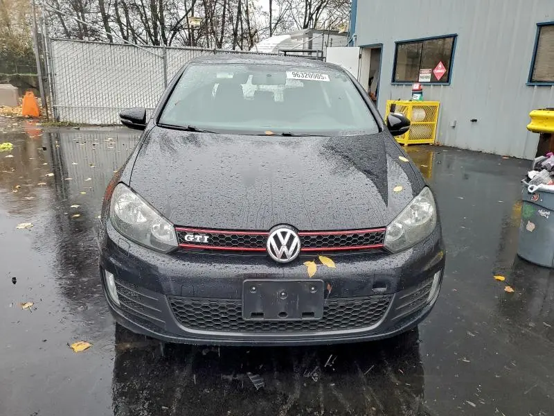 2013 VOLKSWAGEN GTI   