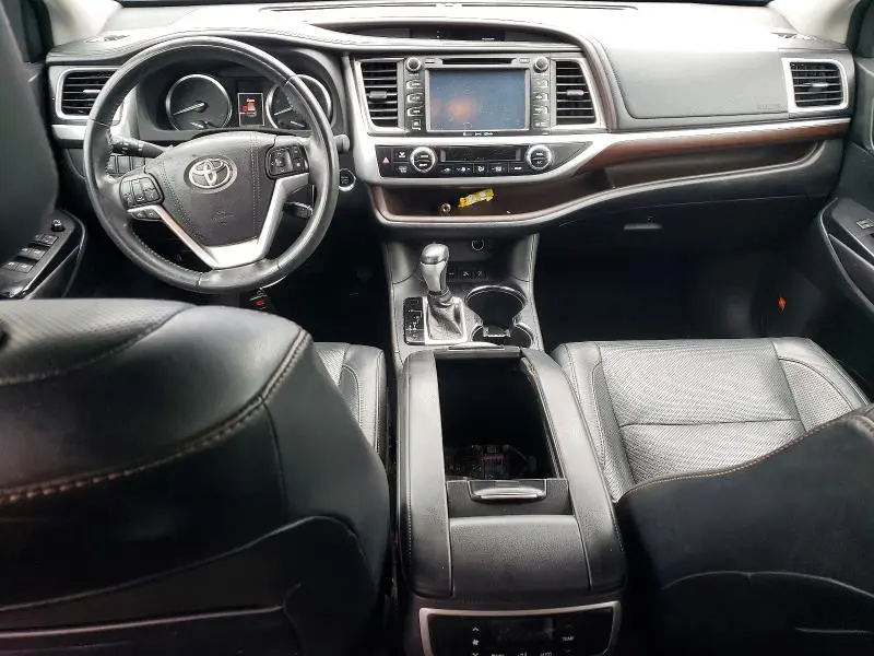 2016 TOYOTA HIGHLANDER LIMITED  