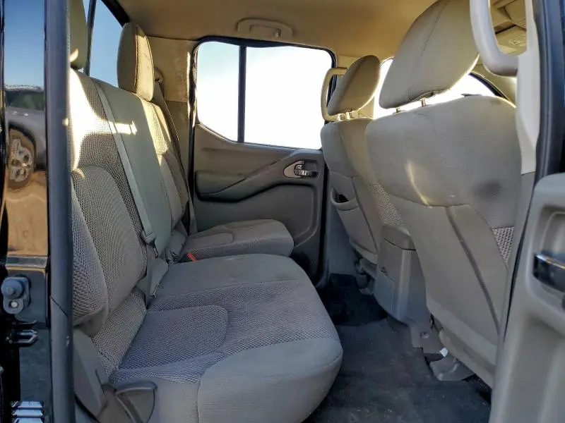 2019 NISSAN FRONTIER S  