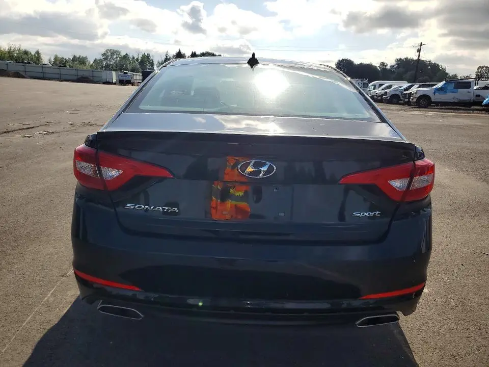 2015 HYUNDAI SONATA SPORT  