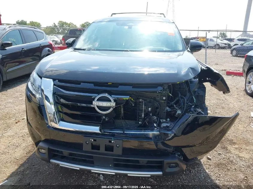 2024 NISSAN PATHFINDER PLATINUM 4WD