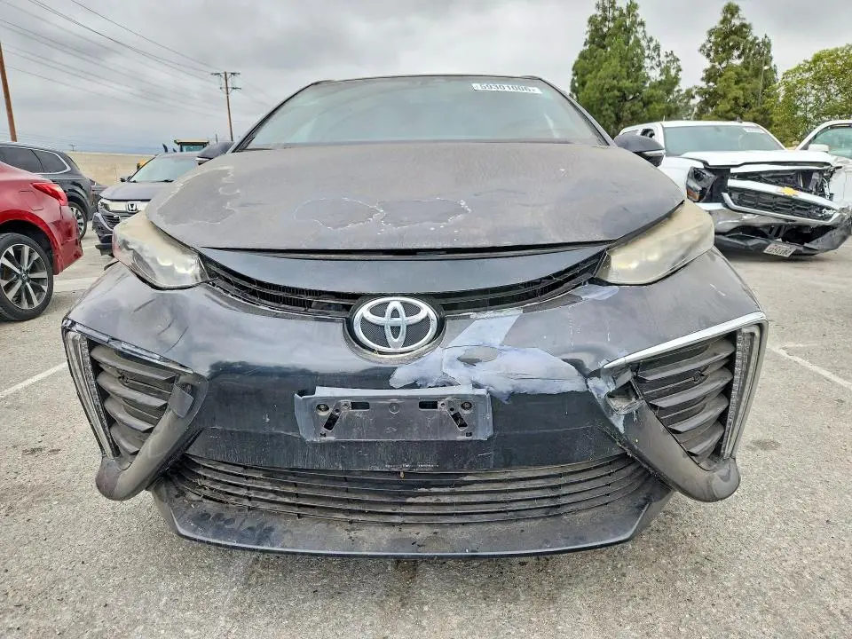 2018 TOYOTA MIRAI BASE  
