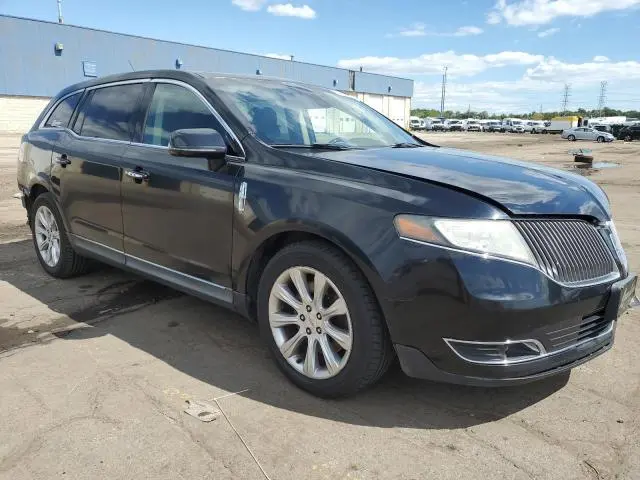 2016 LINCOLN MKT   