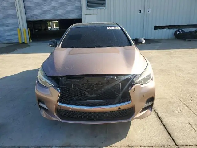 2018 INFINITI QX30 BASE  