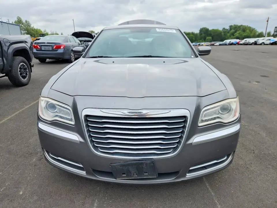 2011 CHRYSLER 300   