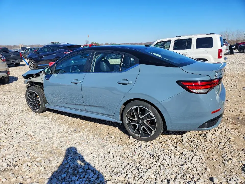 2024 NISSAN SENTRA SR  