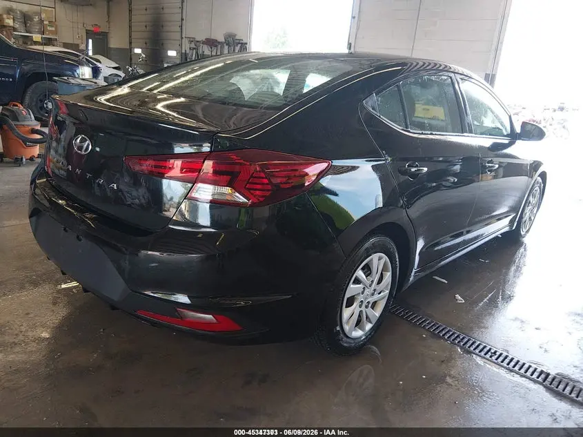2020 HYUNDAI ELANTRA SE
