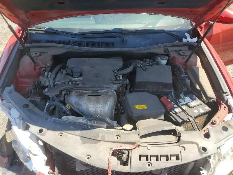 2014 TOYOTA CAMRY SE  