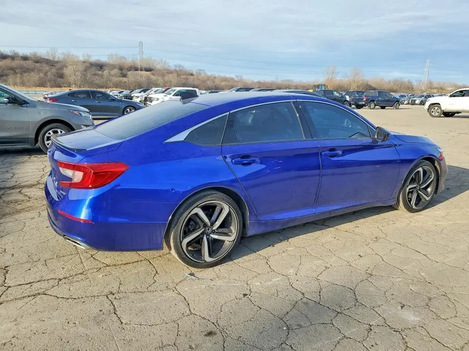 2022 HONDA ACCORD SPORT  