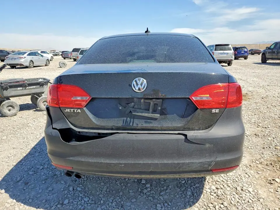 2014 VOLKSWAGEN JETTA SE  