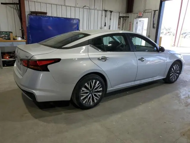 2024 NISSAN ALTIMA SV  