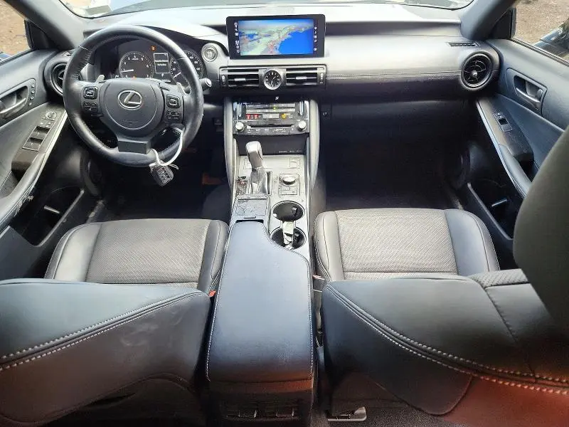 2023 LEXUS IS 300  
