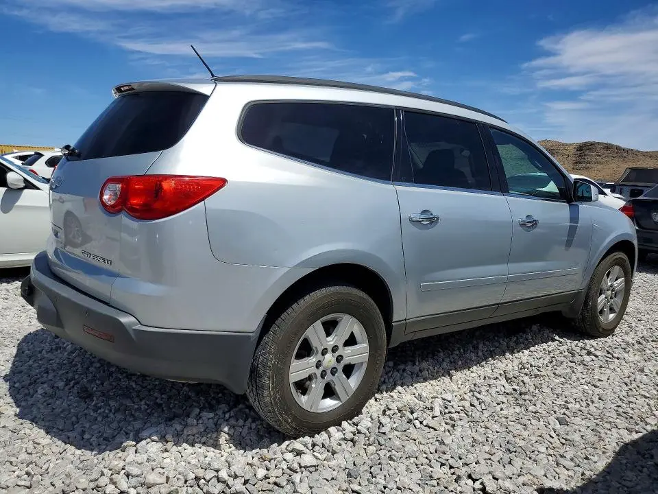 2012 CHEVROLET TRAVERSE LT  