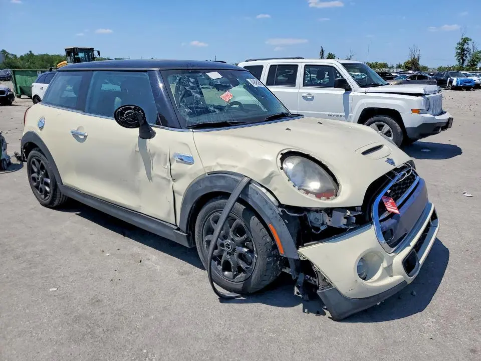 2020 MINI COOPER S  
