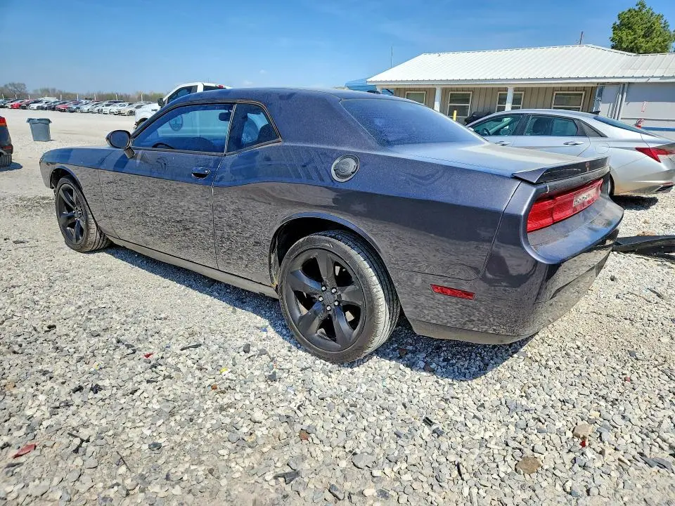 2013 DODGE CHALLENGER SXT  