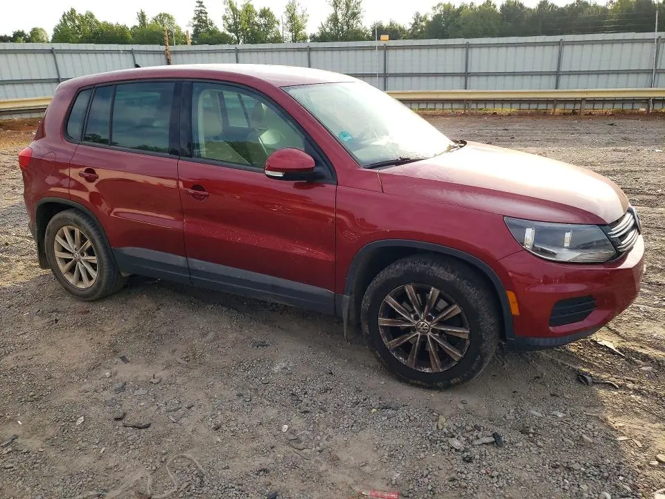 2014 VOLKSWAGEN TIGUAN S  