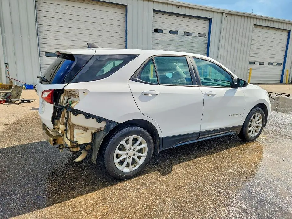 2021 CHEVROLET EQUINOX LS  