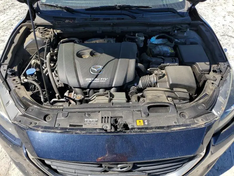 2017 MAZDA 3 TOURING  