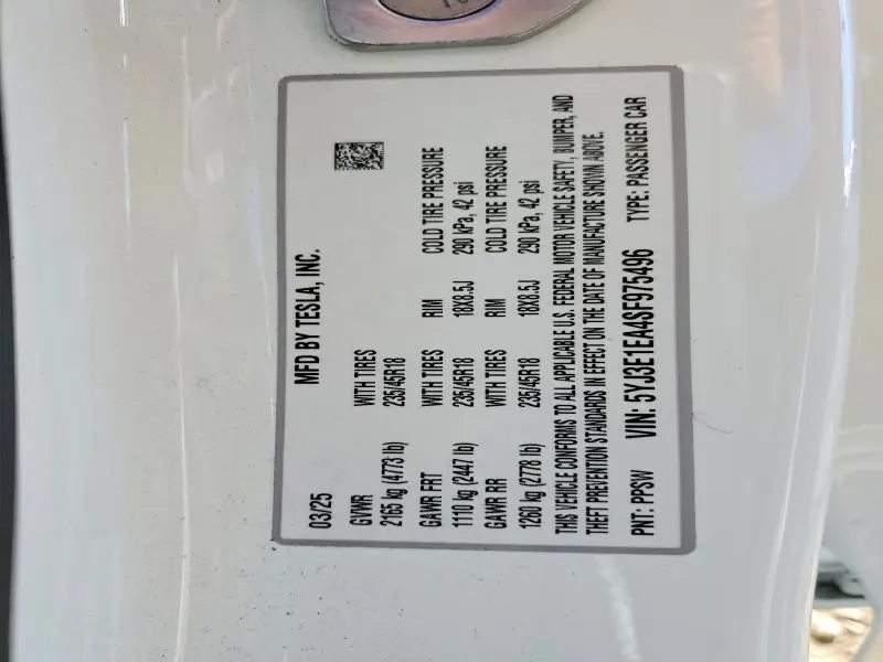 2025 TESLA MODEL 3   