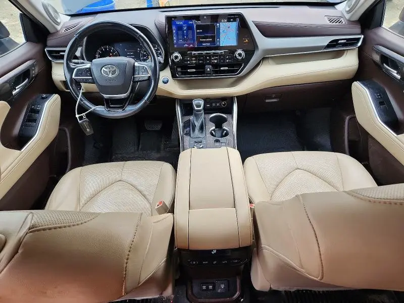 2021 TOYOTA HIGHLANDER LIMITED  