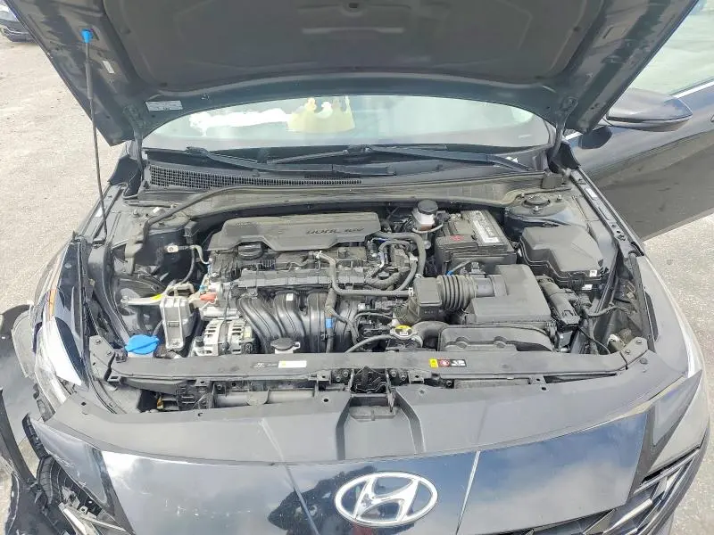 2022 HYUNDAI ELANTRA LIMITED  