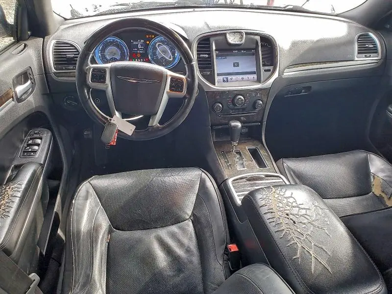 2011 CHRYSLER 300 LIMITED  