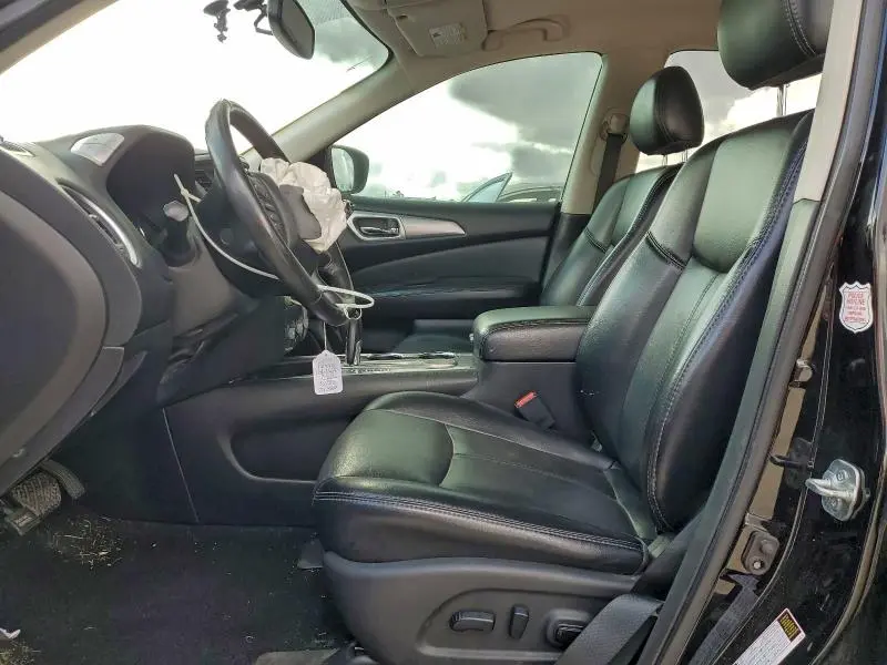 2019 NISSAN PATHFINDER S  