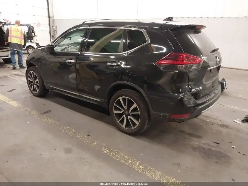 2019 NISSAN ROGUE SL