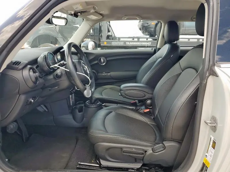 2015 MINI COOPER   