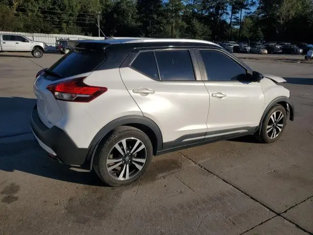 2019 NISSAN KICKS S  