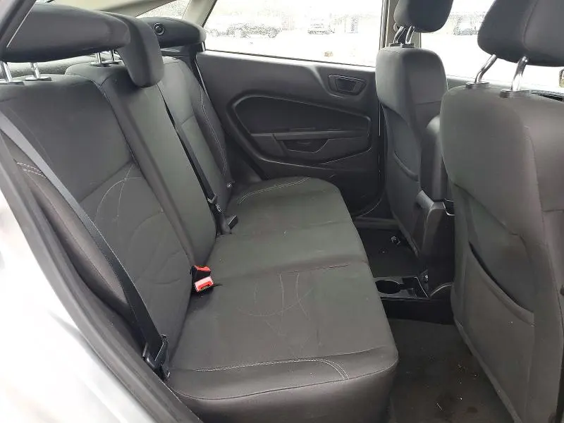 2017 FORD FIESTA SE  