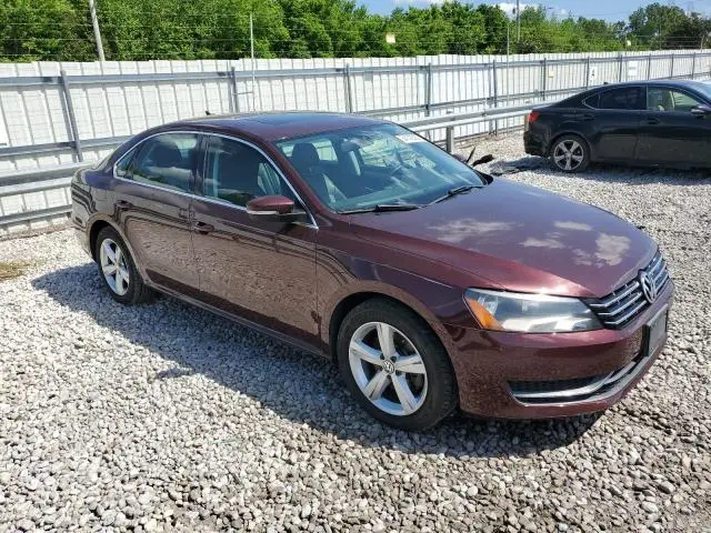 2013 VOLKSWAGEN PASSAT SE  