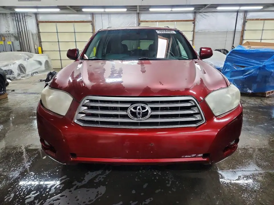 2010 TOYOTA HIGHLANDER SE  